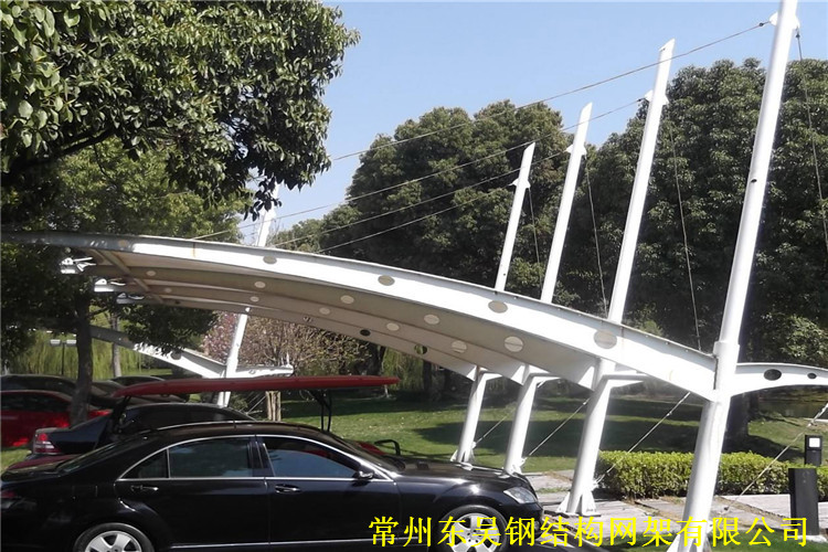 小型公園膜結(jié)構(gòu)車棚